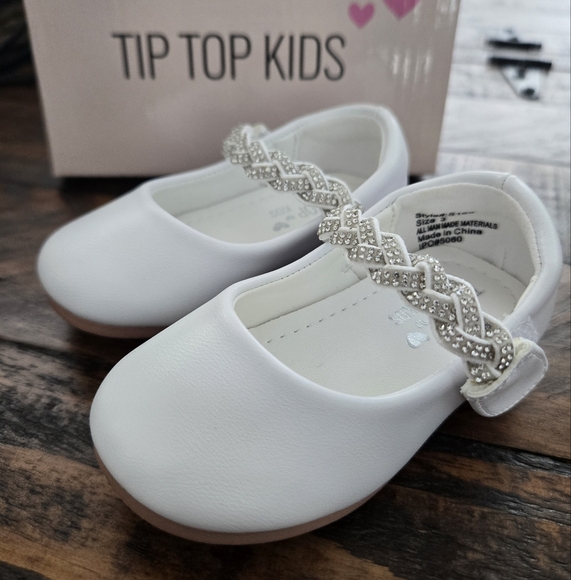 Tip Top Kids Girls MaryJane White Shoe with Rhinestone Strap. Style S169. Size 3 - Picture 3 of 6